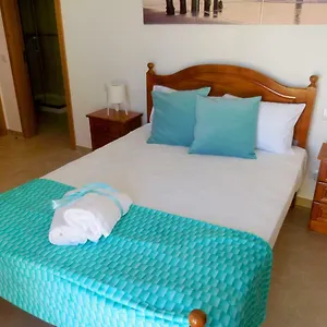 Casa Amarela Pêra